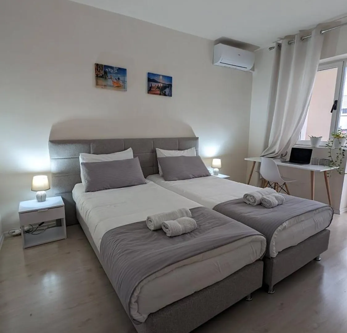 Modern Cozy Apartment 10 Min Walk To Skanderbeg Square Tirana
